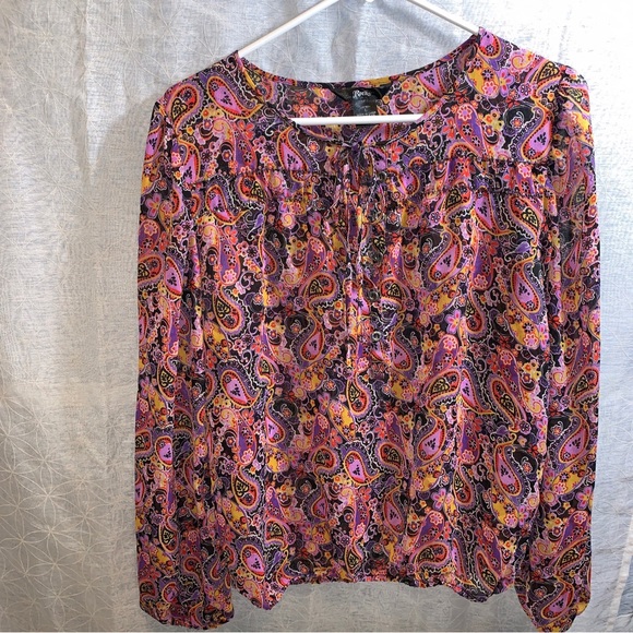 Rock47-wrangler sheer blouse size L - round neck,rhinestones, paisley flowers - Picture 14 of 16